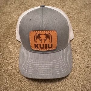 KUIU leather patch mesh hat